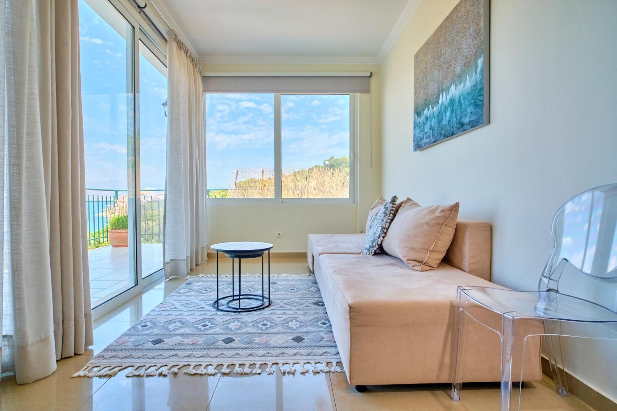 Spiros Imerolia Villa *